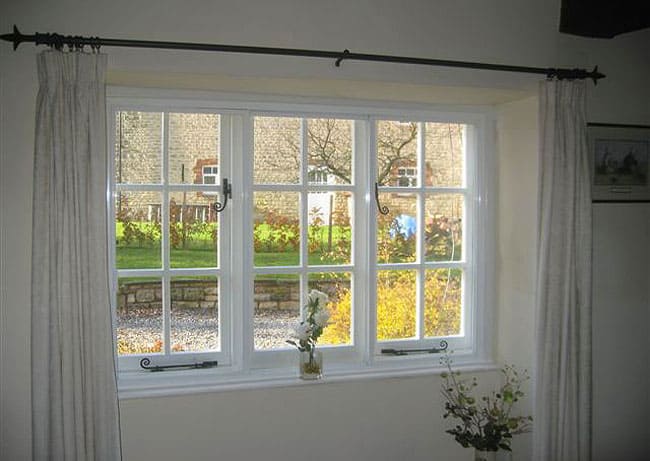 This Georgian cottage window has lost none of it's charm.