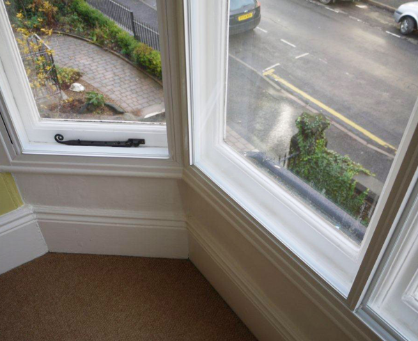 tacking-condensation-on-windows